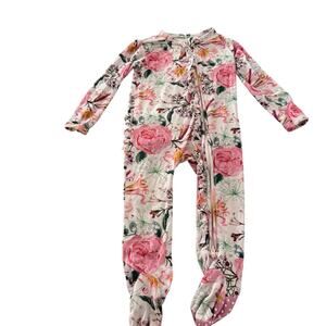 Charming Mary bamboo pajamas footies floral ruffles baby 12-18 months zip up